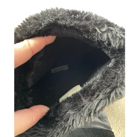 Lands’ End Women’s Drift Snow Boots Black Suede Size 9.5 - Picture 8 of 9